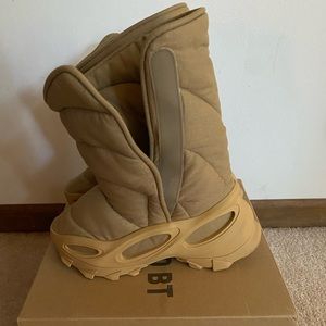 Yeezy NSLTD Boot ‘Khaki’